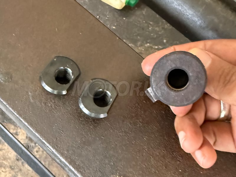 LS400 4-Pot Calipers, 5 of 5