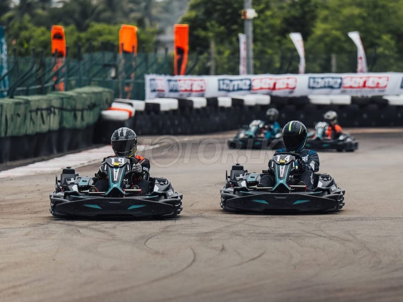 Vortex Racing, 10 of 12