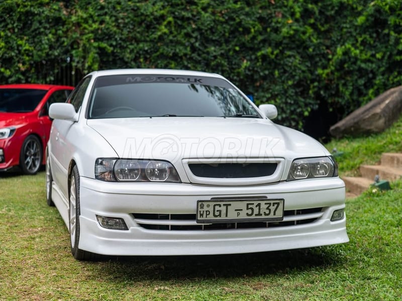 Toyota Chaser, 3 of 7